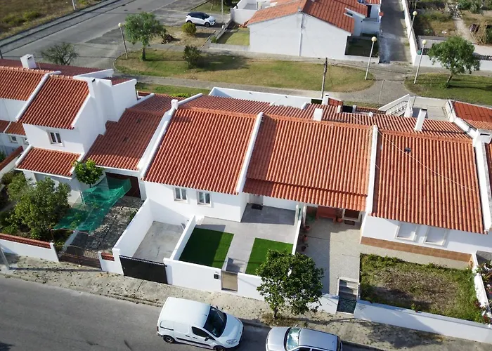 House Nyaraló