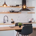 House ナザレ